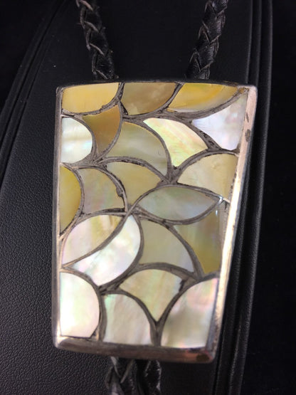 Yellow Mother Of Pearls Zuni Sterling Silver Old Pawn Bolo Tie & Watch 03114