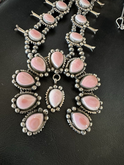 Pink Queen Conch Navajo Squash Sterling Silver Naja Necklace 19463