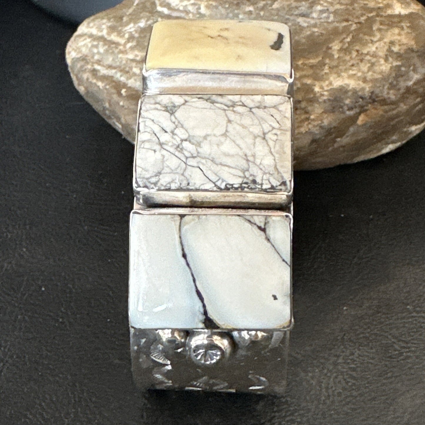 Mens Womens White Buffalo Turquoise Navajo Sterling Silver Cuff Bracelet 17945