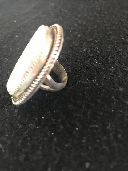 White Wild Horse Turquoise Navajo Sterling Silver Ring Size 5.5 2937