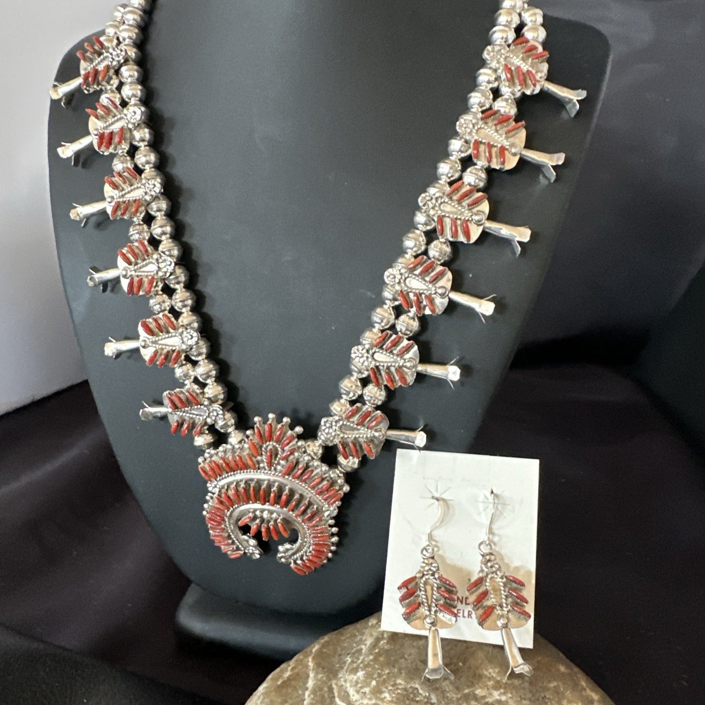 ZUNI Coral Sterling Silver Squash Blossom Needlepoint Necklace Earrings 19277