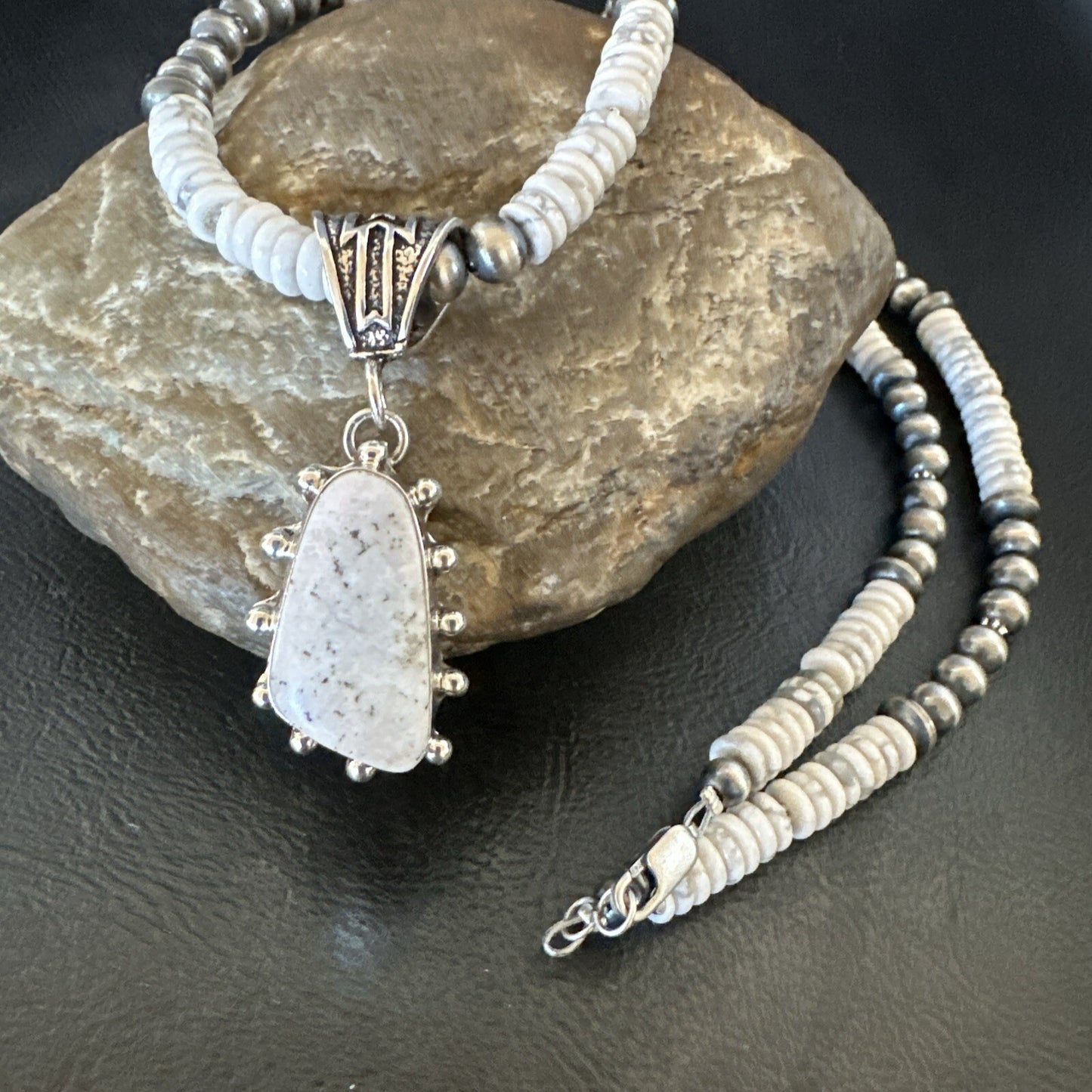 White Buffalo Turquoise Pendant Navajo Pearls Sterling Silver Necklace 22" 18259