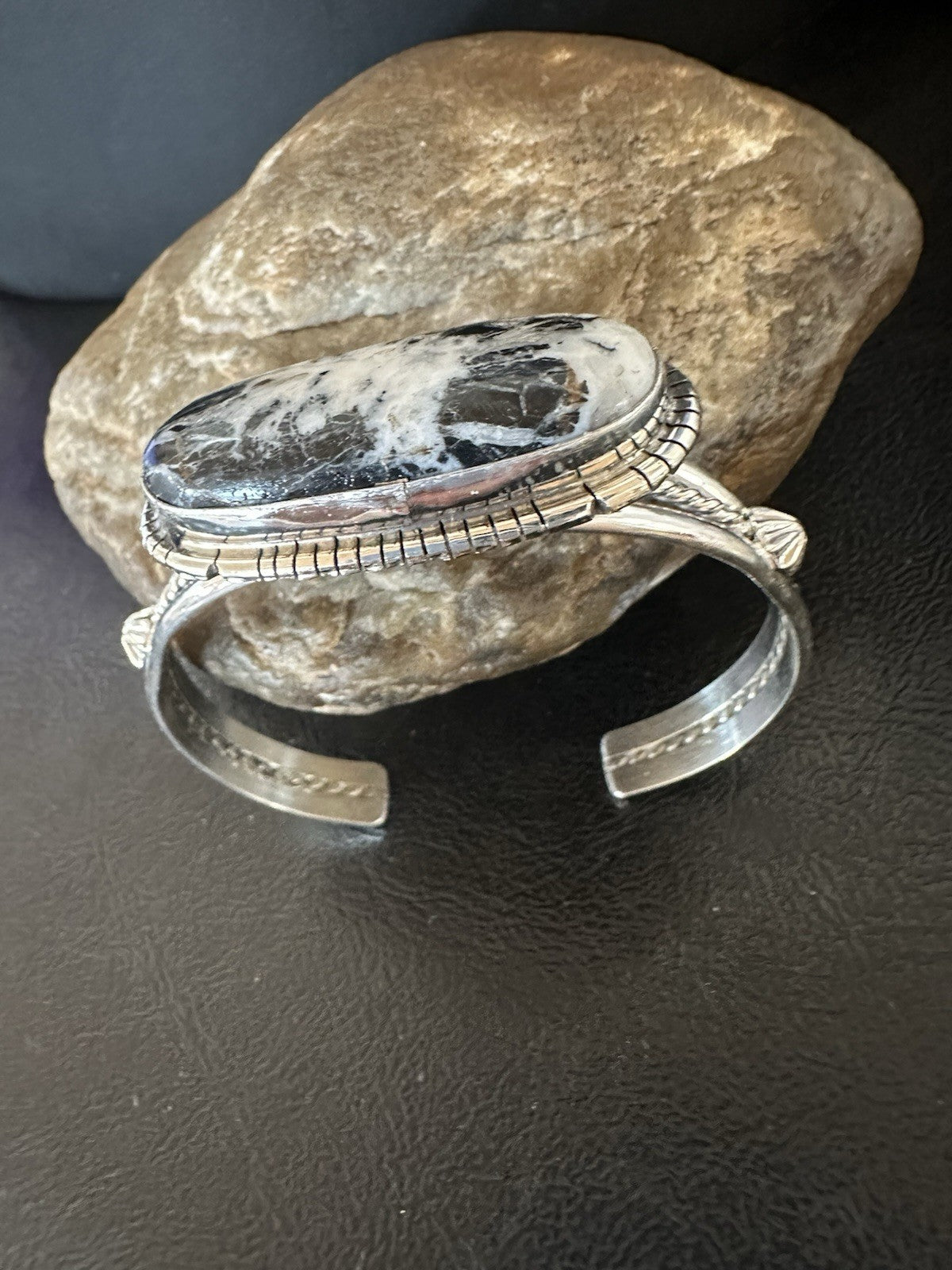 White Buffalo Turquoise Navajo Sterling Silver Cuff Bracelet 7" 19392
