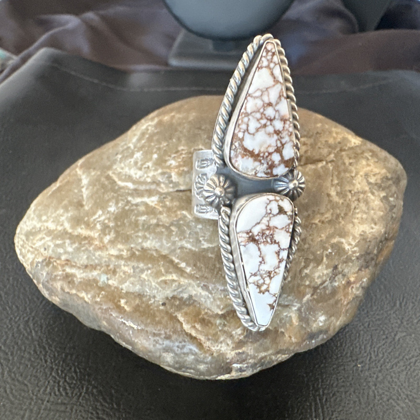 Wild Horse Turquoise Navajo Cluster Sterling Silver Ring Size 7.5 19008
