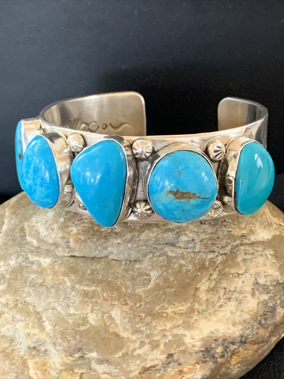 Kingman Turquoise Row Navajo Sterling Silver Cuff Bracelet 1410