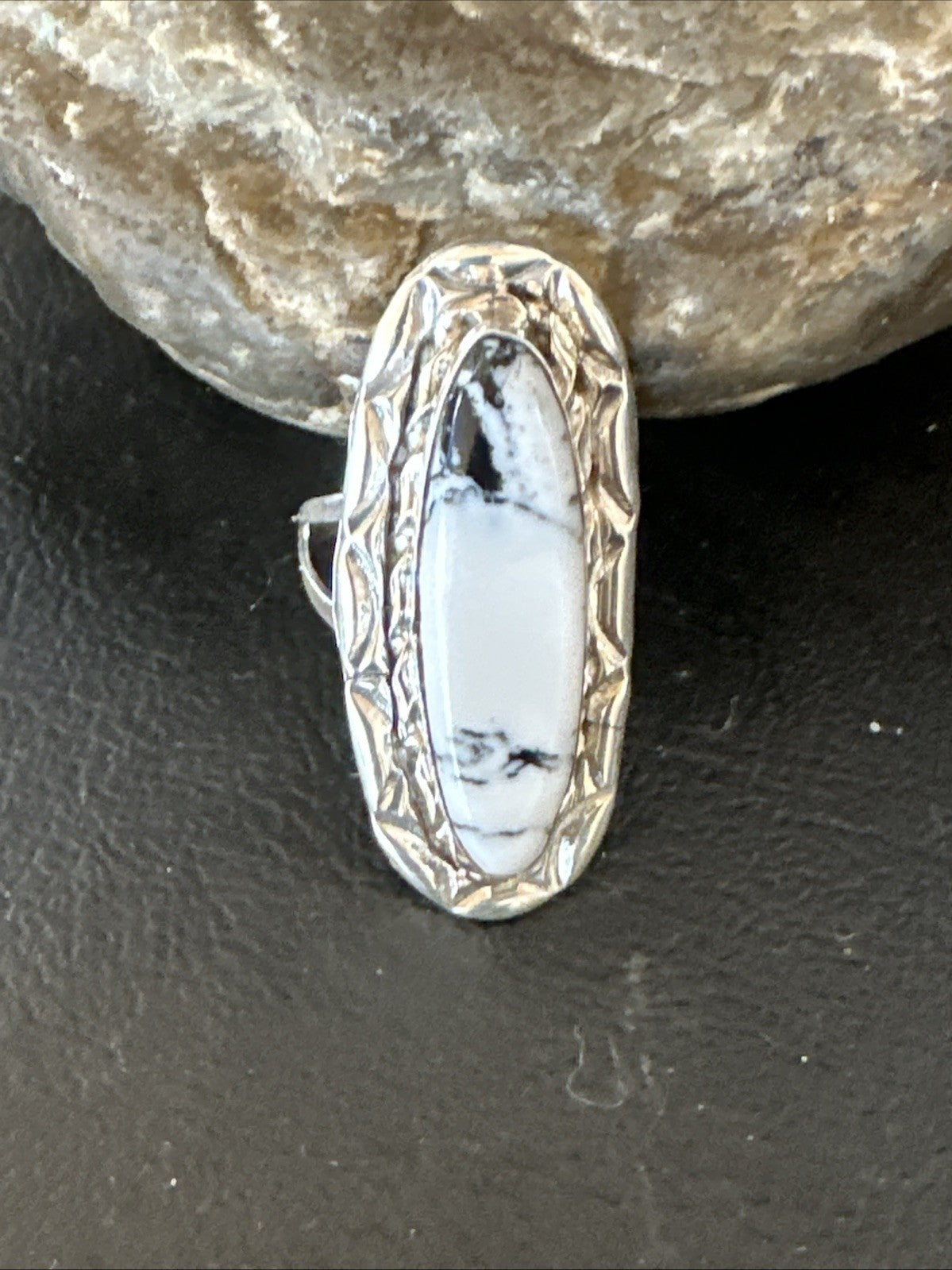 Black White Buffalo Turquoise Navajo Sterling Silver Ring Size 8.5 19803
