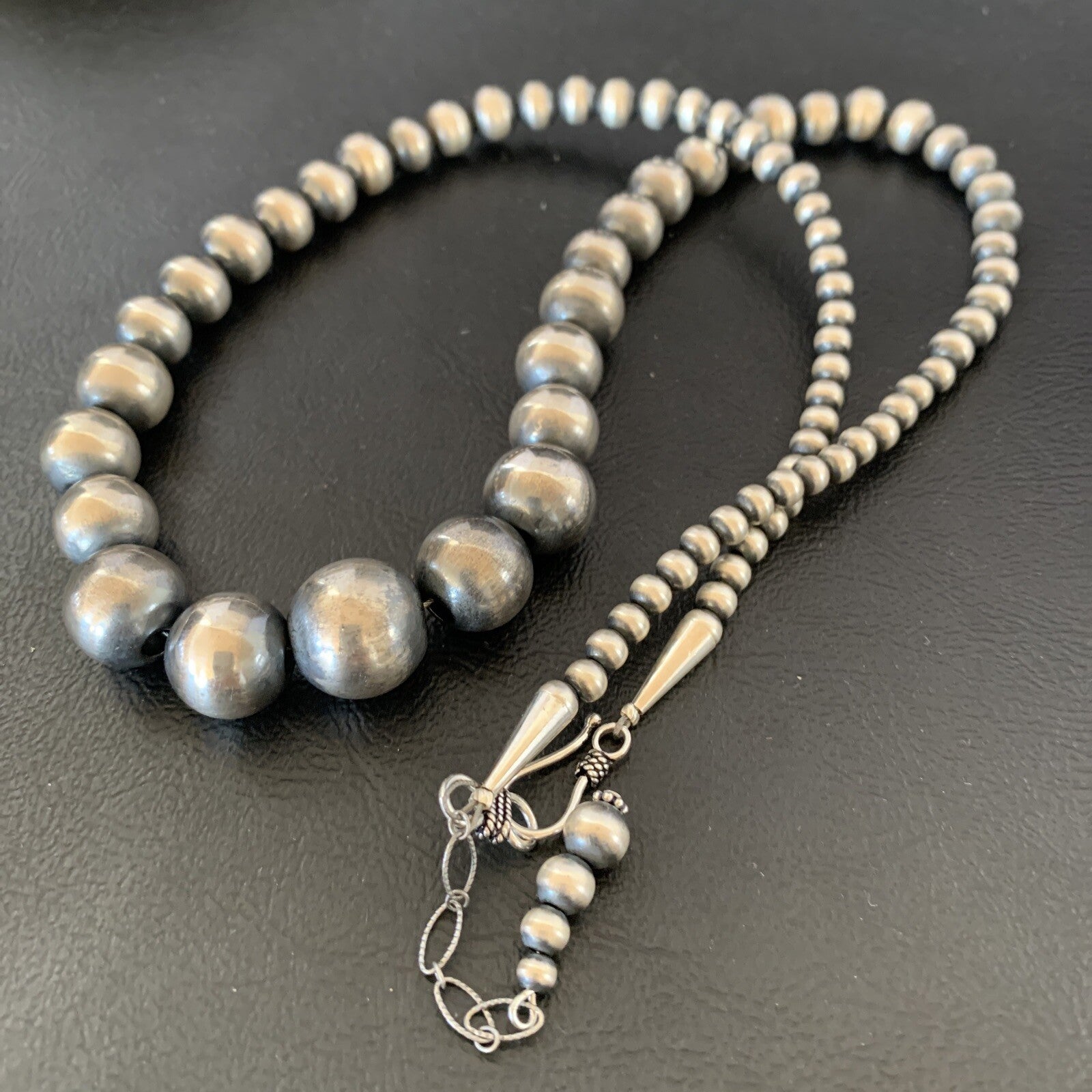 Native Navajo Pearls Grad Sterling Silver Round Seamless Bead Necklace 24”