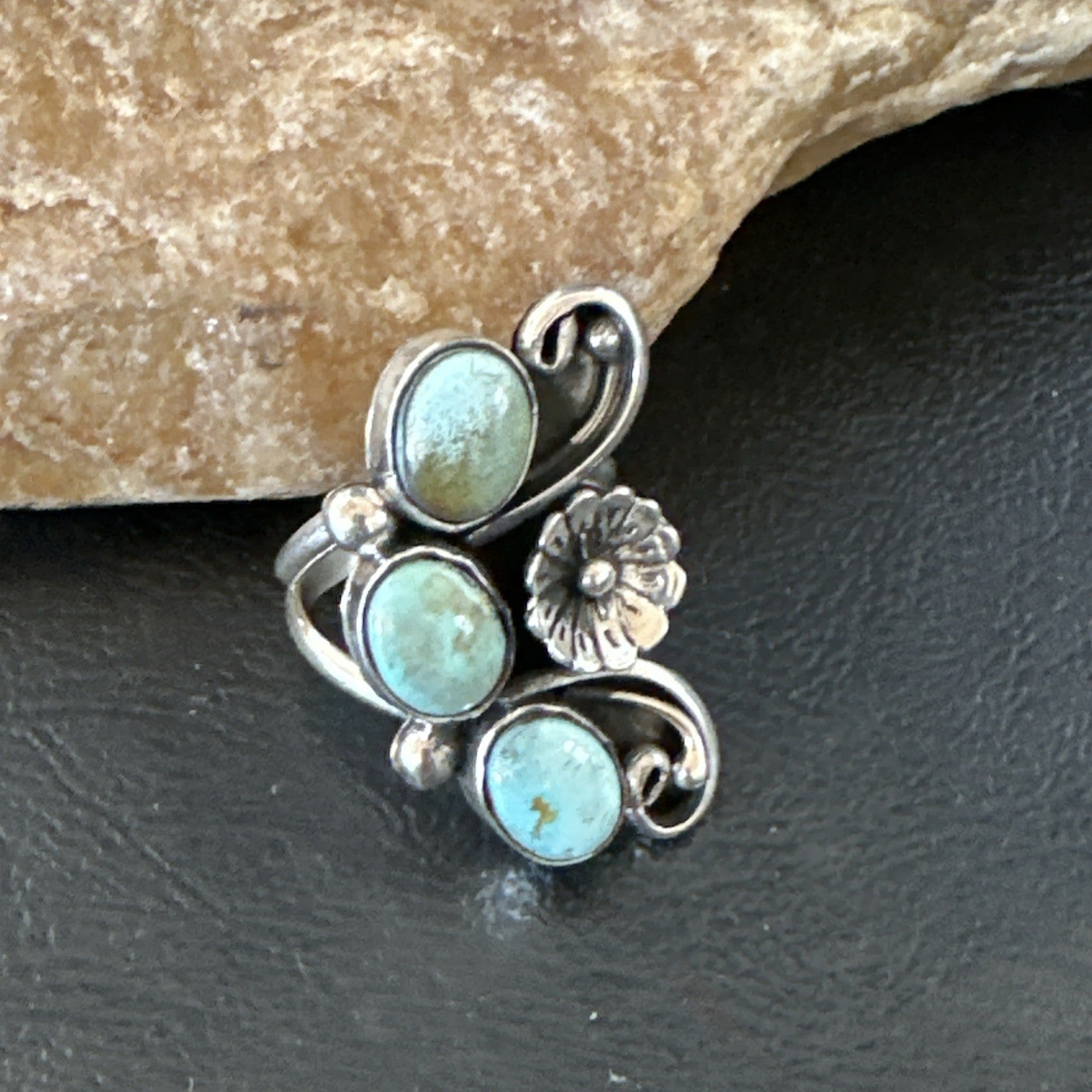 Yazzie Ring Green Turquoise Navajo Sterling Silver Cluster Size 8.5 19213