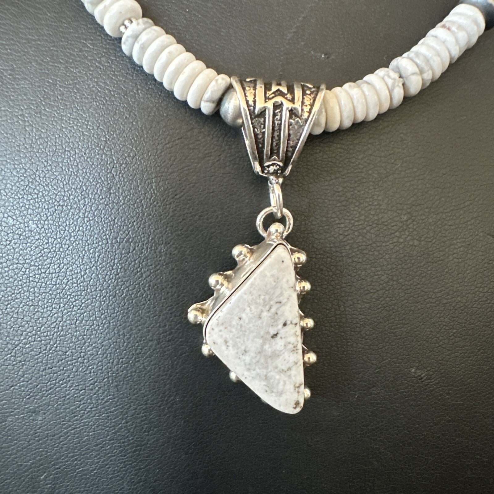 White Buffalo Turquoise Pendant Navajo Pearls Sterling Silver Necklace 22" 18255