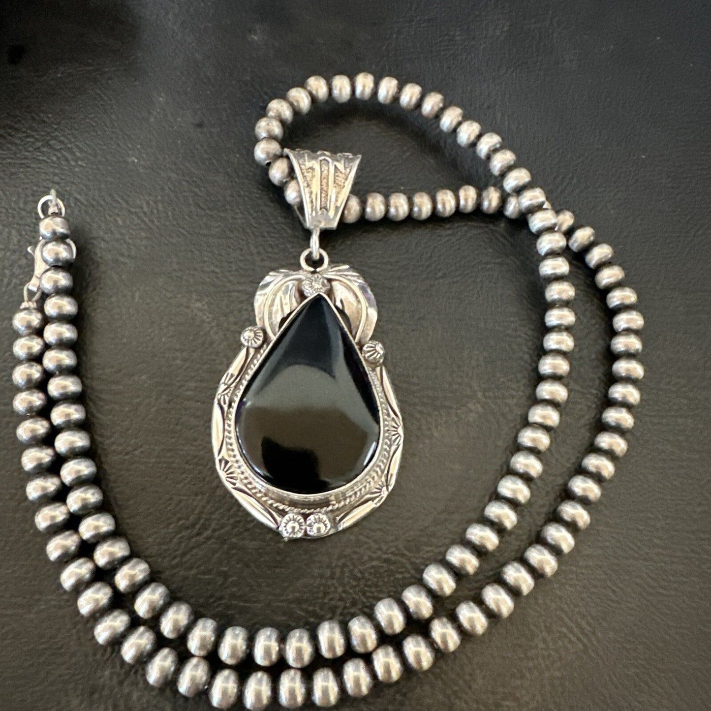 Mens Womens Black Onyx Pendant Navajo Sterling Silver Beads Necklace 18352