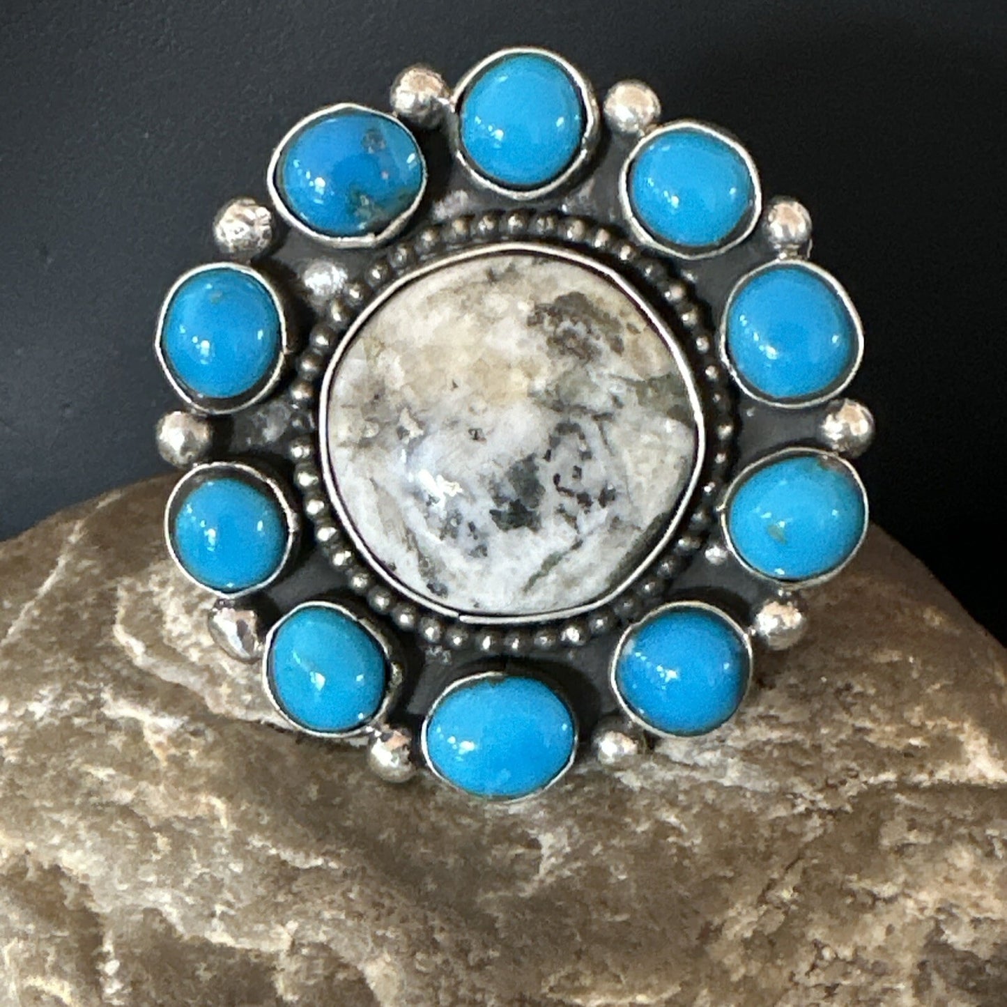 White Buffalo Kingman Turquoise Navajo Sterling Silver Cluster Ring Size 9 18396