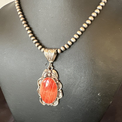 WoMens Red Spiny Oyster Pendant Navajo Sterling Silver Necklace 18366