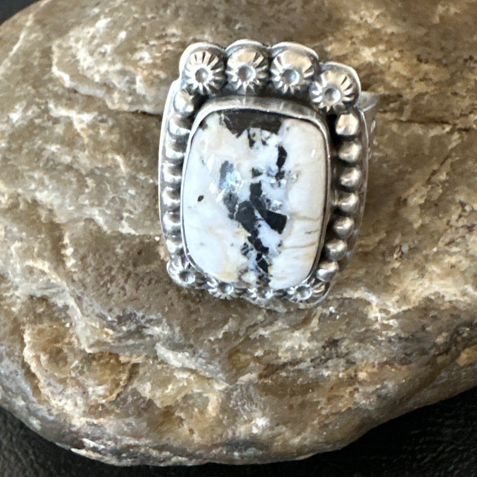 White Buffalo Turquoise Navajo Sterling Silver Ring Size 8 18777