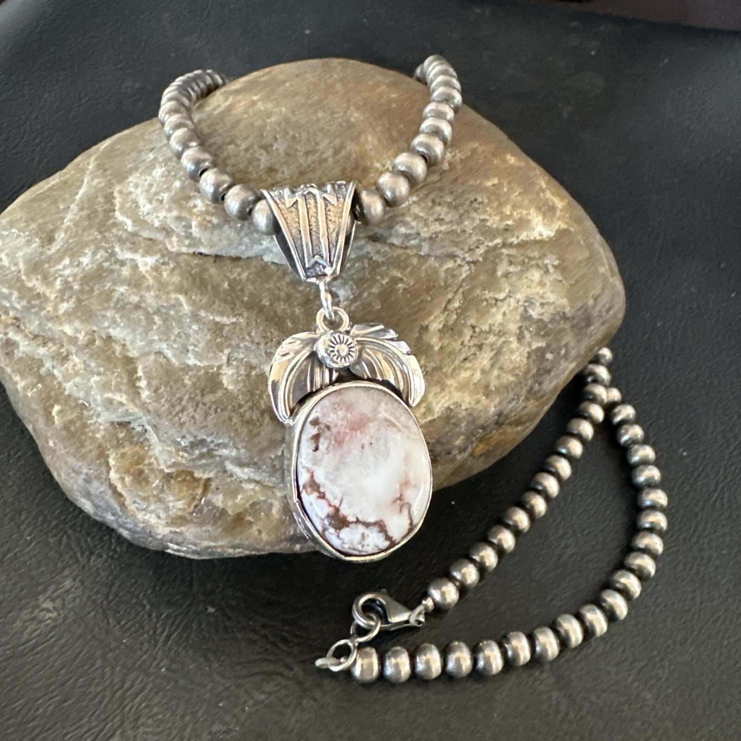 Mens Womens Wild Horse Turquoise Pendant Navajo Sterling Silver Necklace 17809N
