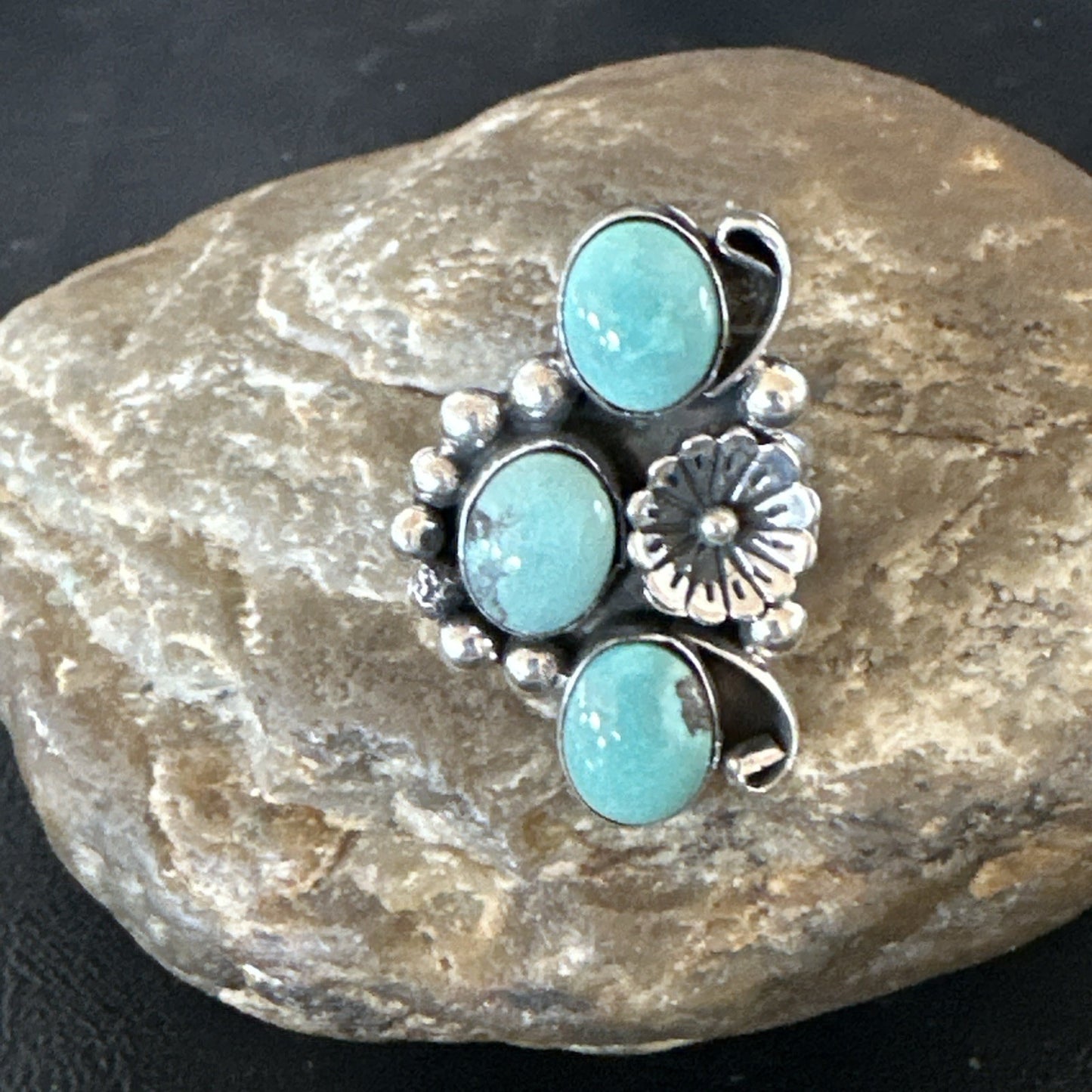 Yazzie Ring Green Turquoise Navajo Sterling Silver Cluster Size7.5 19203