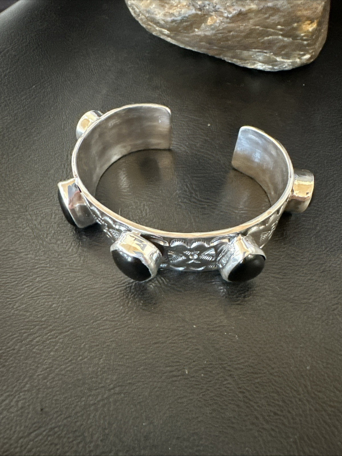 Mens Womens Navajo Sterling Silver Black Onyx Cluster Cuff Bracelet 7.5" 19433