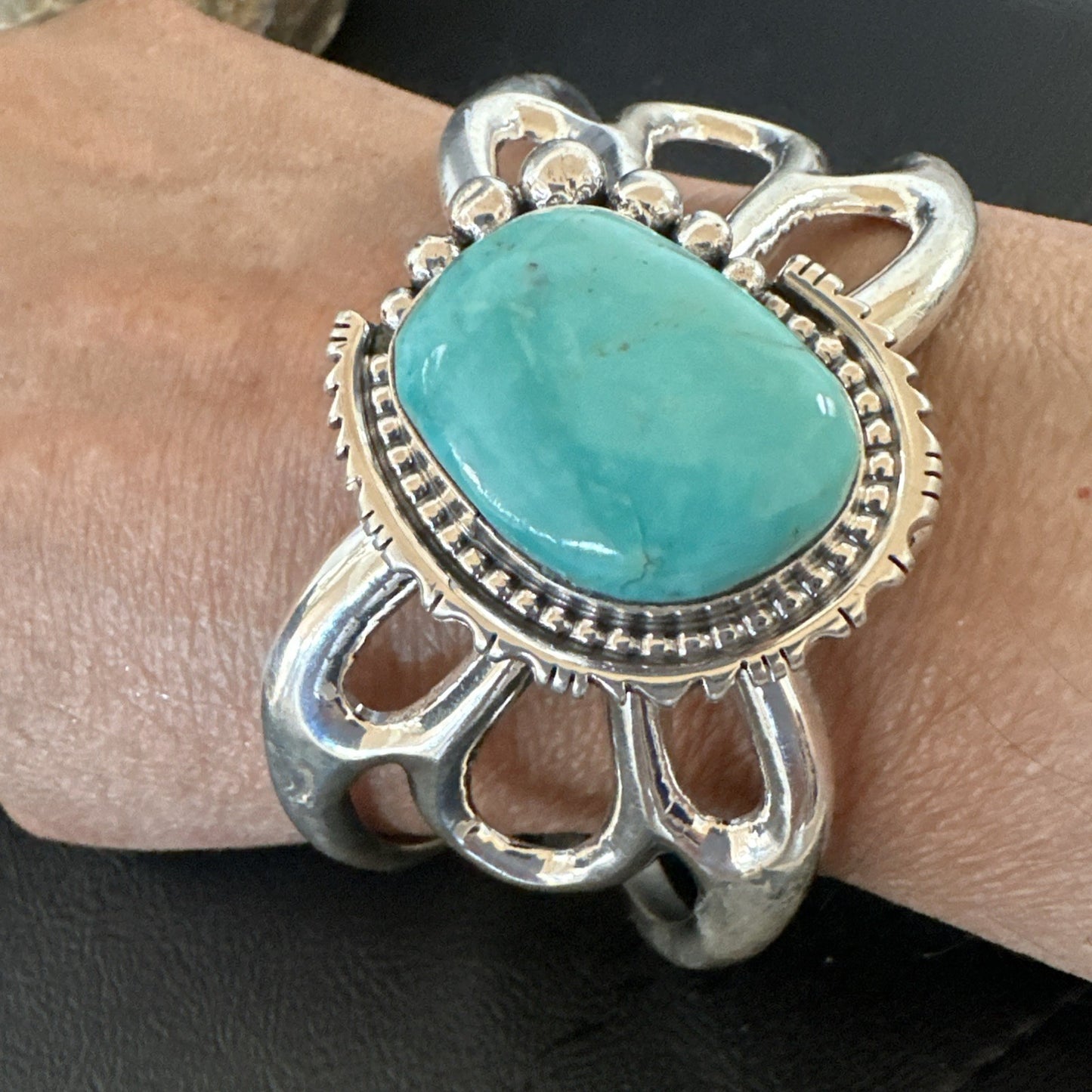 Tufa Women Blue Kingman Turquoise Navajo Sterling Silver Cuff Bracelet 19352