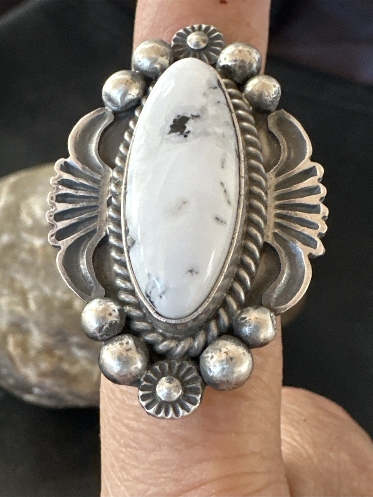 Womens White Buffalo Turquoise Navajo Sterling Silver Ring Size 7 18625