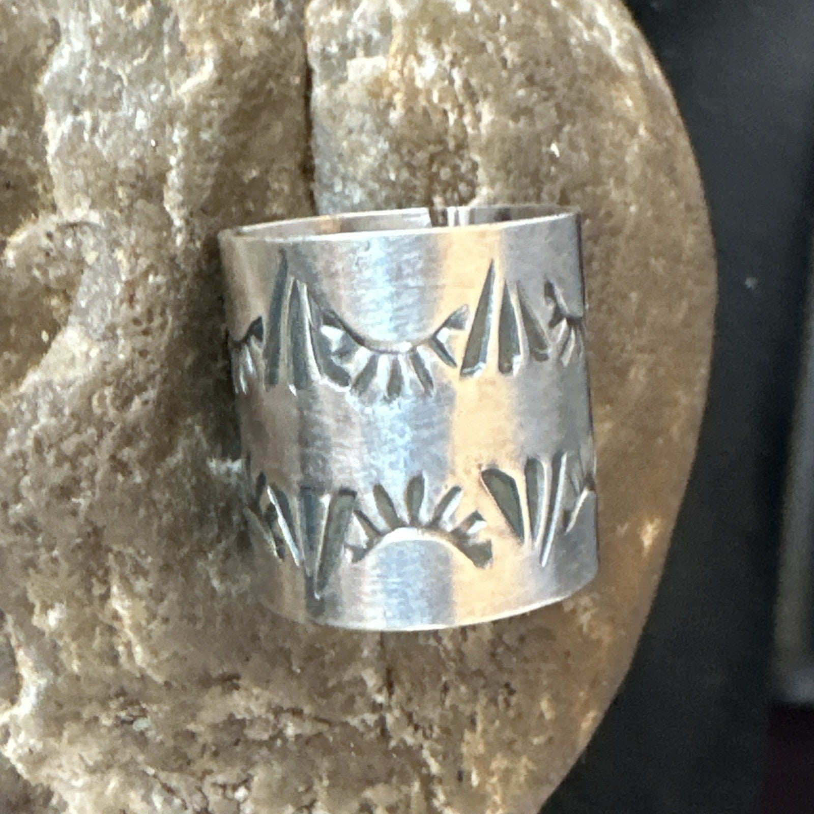 Mens Women Wedding Wide Band Navajo Stamped Sterling Silver Ring Size 7 19063