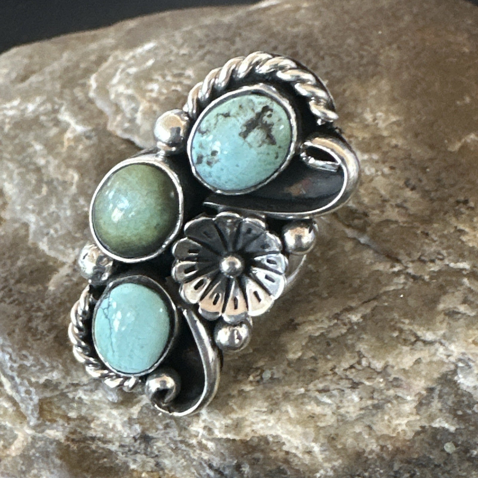 Blue Green Turquoise Navajo Sterling Silver Cluster Ring Size 8.5 19079