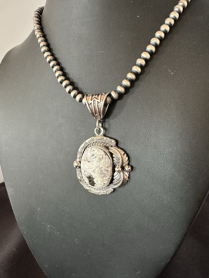 White Buffalo Turquoise Pendant Navajo Pearls Sterling Silver Necklace 19375