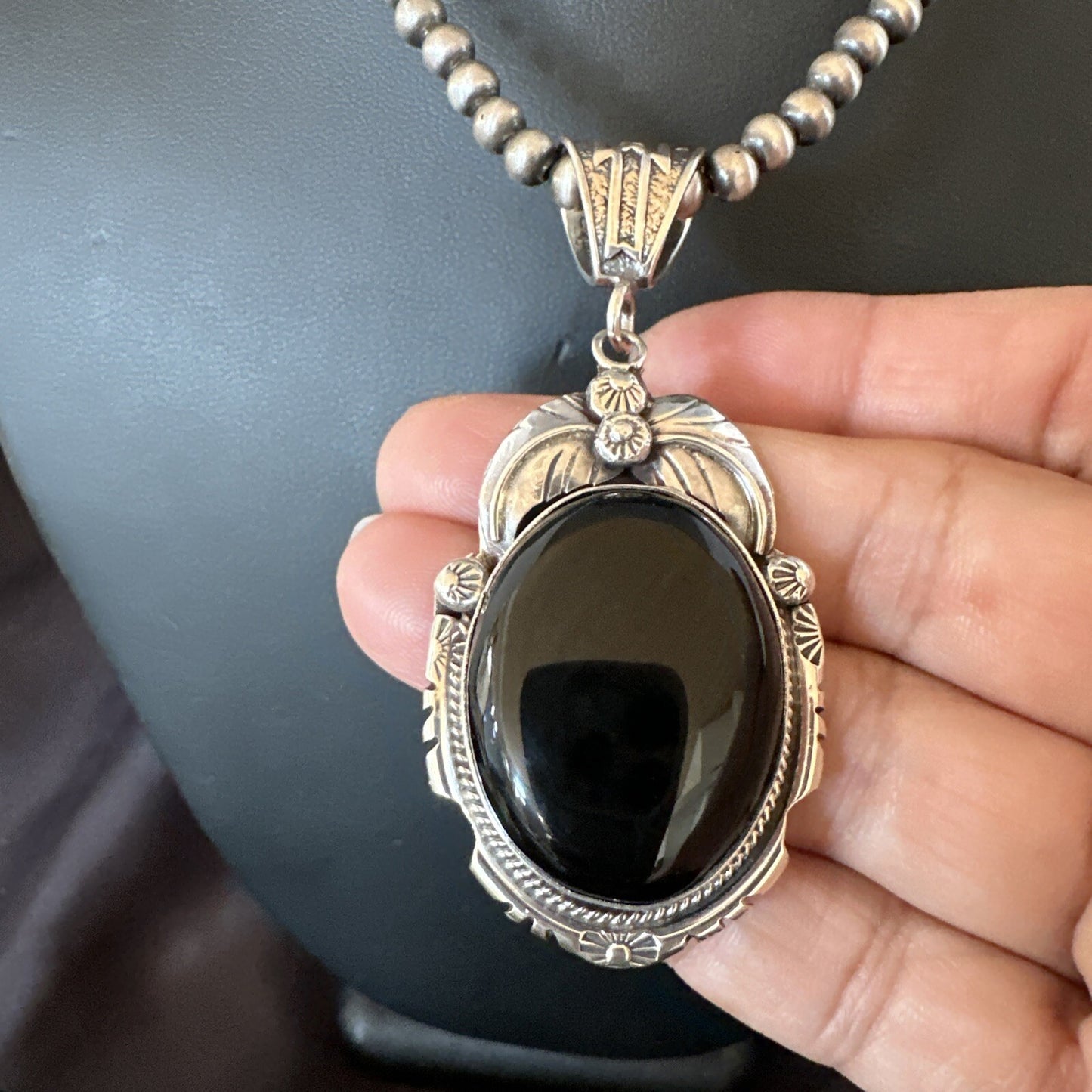 Mens Womens Black Onyx Pendant Navajo Sterling Silver Beads Necklace 18307