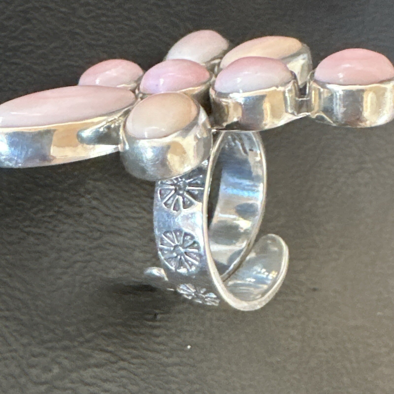 Gorgeous DragonFly Pink Conch Cluster Ring Handmade Adjustable Navajo Sz 8 18778