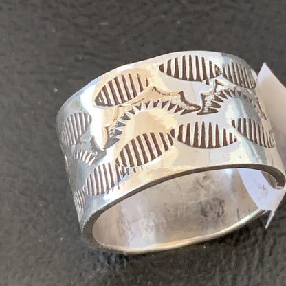 Mens Wide Band Navajo Sterling Silver Ring Size 9 10973N