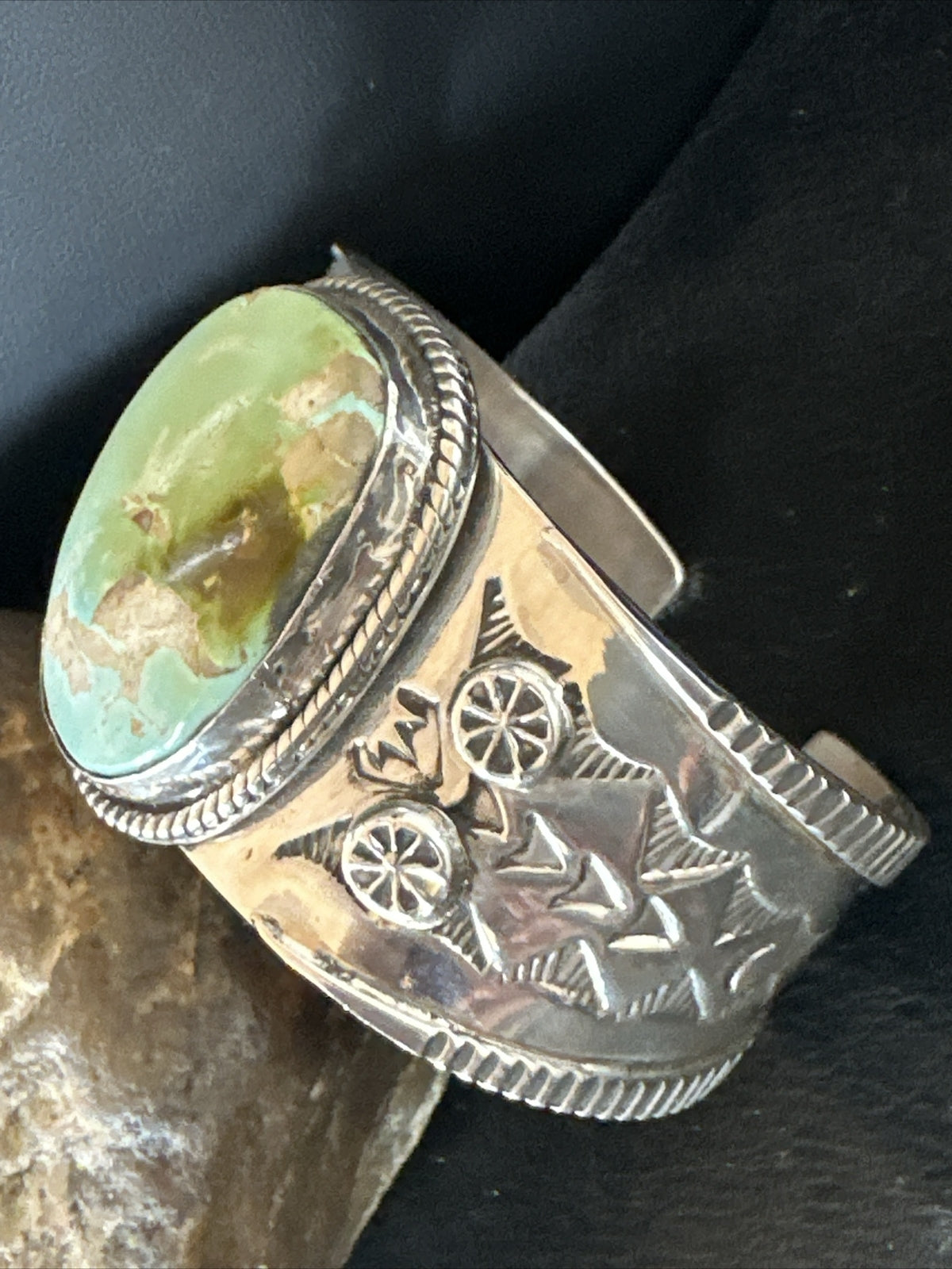 Navajo Women Green Royston Turquoise Stamped Sterling Silver Cuff Bracelet 17865
