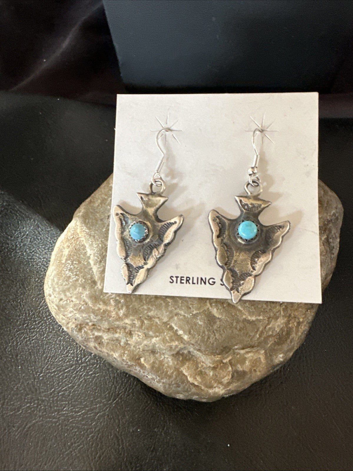 Arrowhead Womens Stamped Blue Turquoise Dangle Earrings Sterling Silver 19786