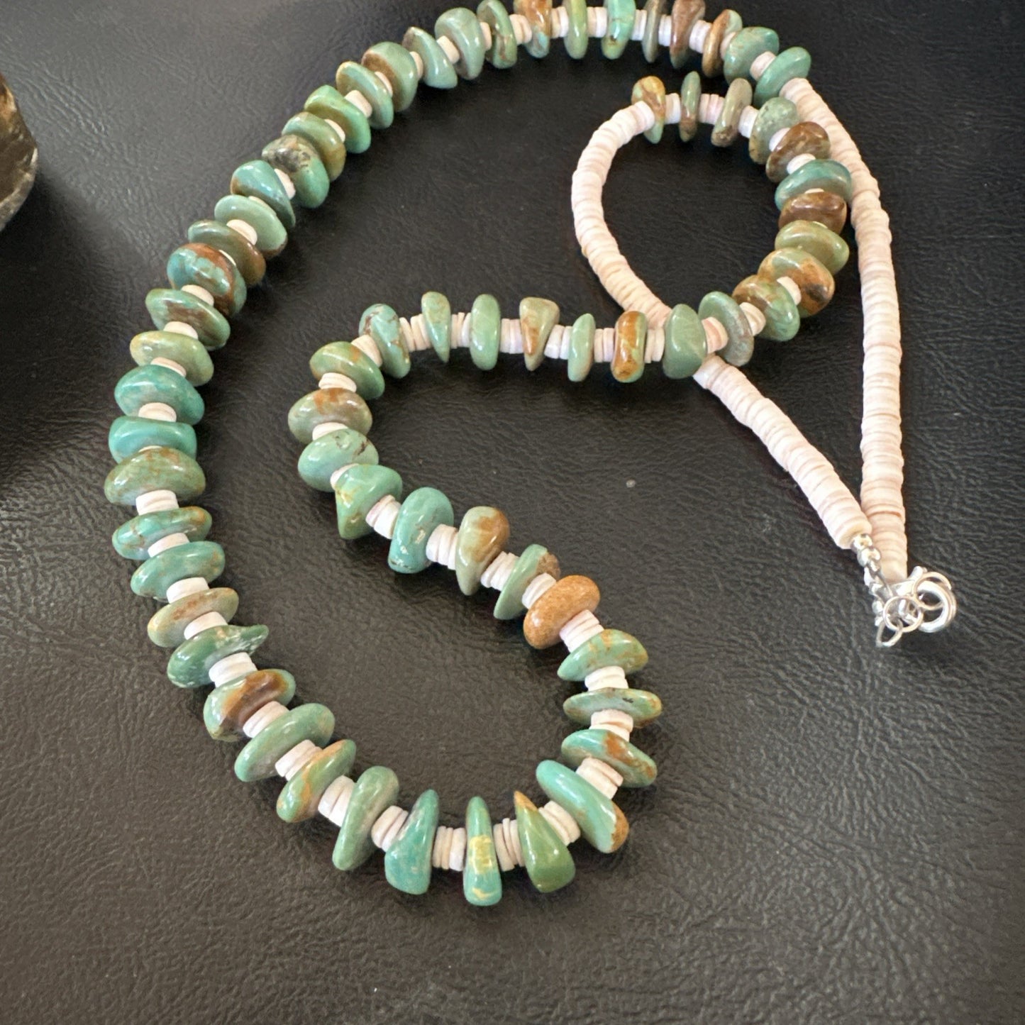Green Royston Turquoise Shell Santo Domingo Sterling Silver Necklace 27” 19680