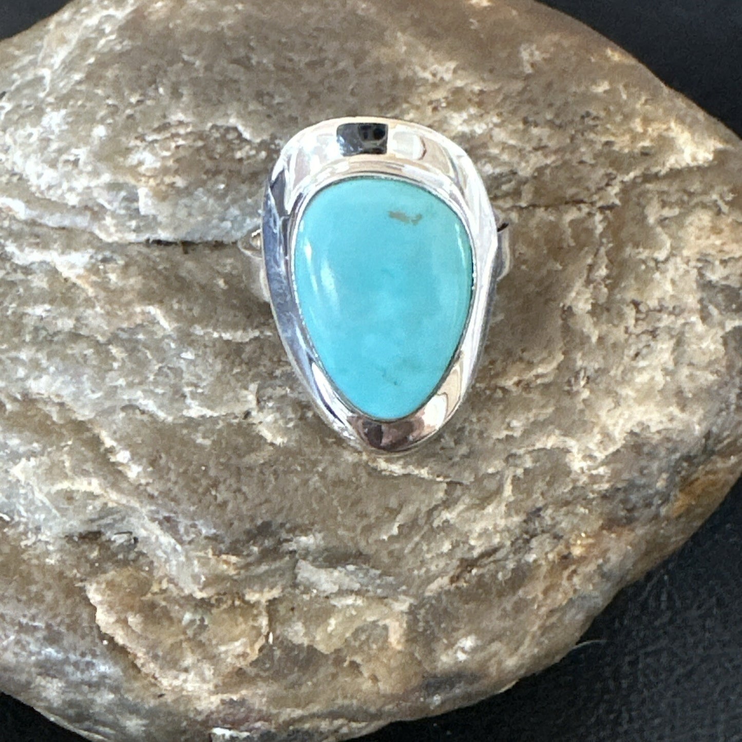 WoMens Sterling Silver Robin Egg Blue Kingman Turquoise Ring Size 8.5 17729