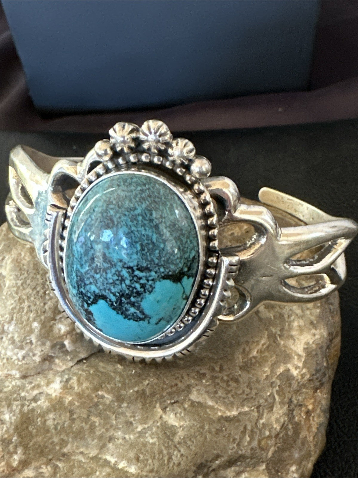 Yazzie Mens Blue Turquoise Navajo Sterling Silver Tufa Cast Cuff Bracelet 19693