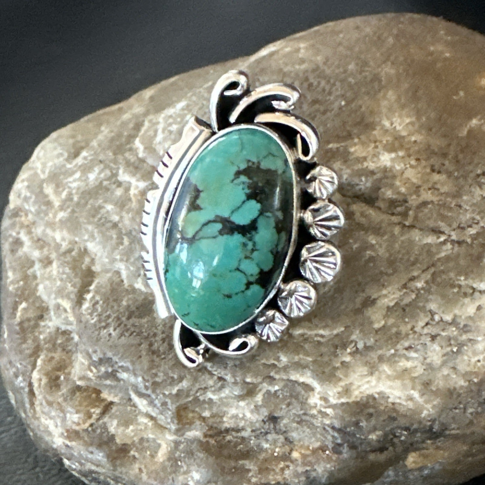 Yazzie Handmade Navajo Sterling Silver  Blue Kingman Turquoise Ring Size 8 19626