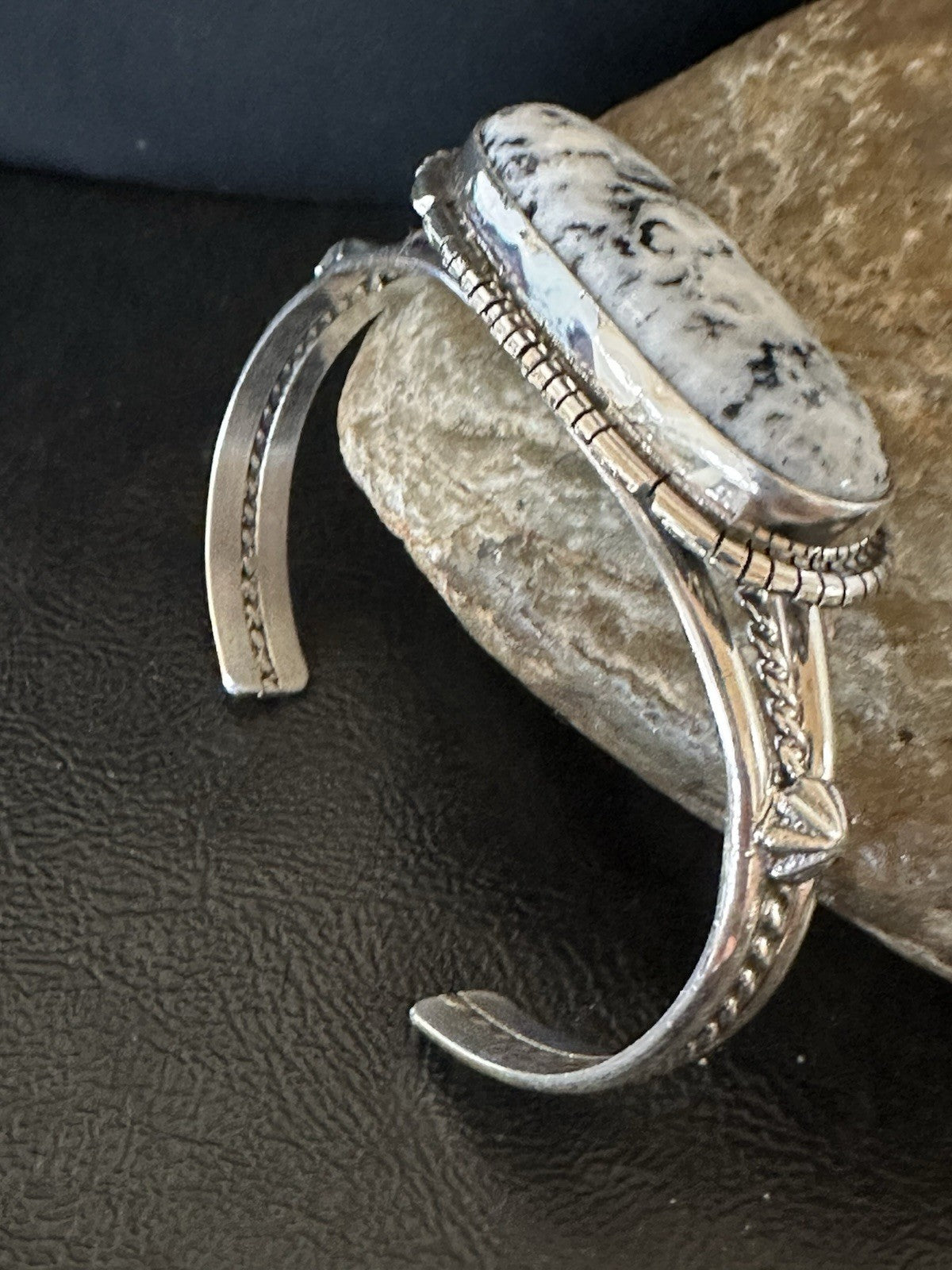 White Buffalo Turquoise Navajo Sterling Silver Cuff Bracelet 7.25" 19393