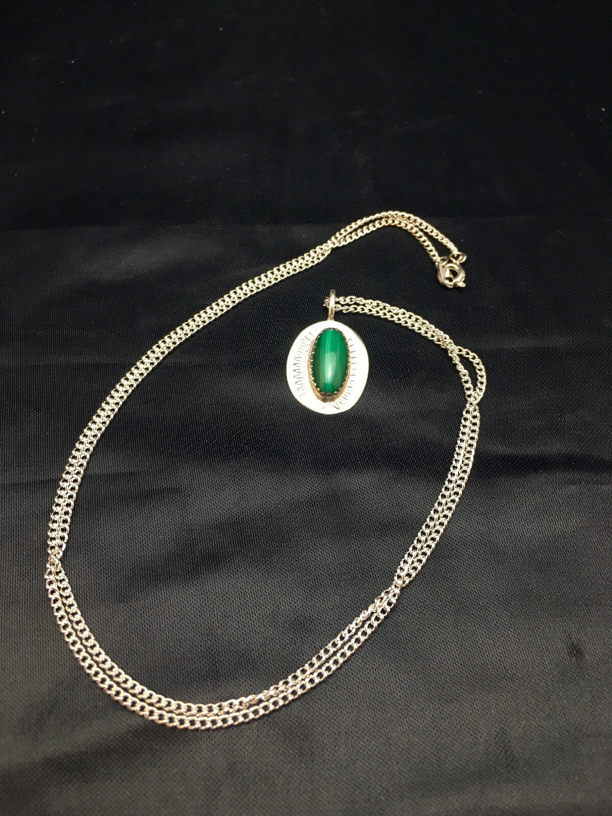 Green Malachite Pendant Navajo Sterling Silver Necklace 08953