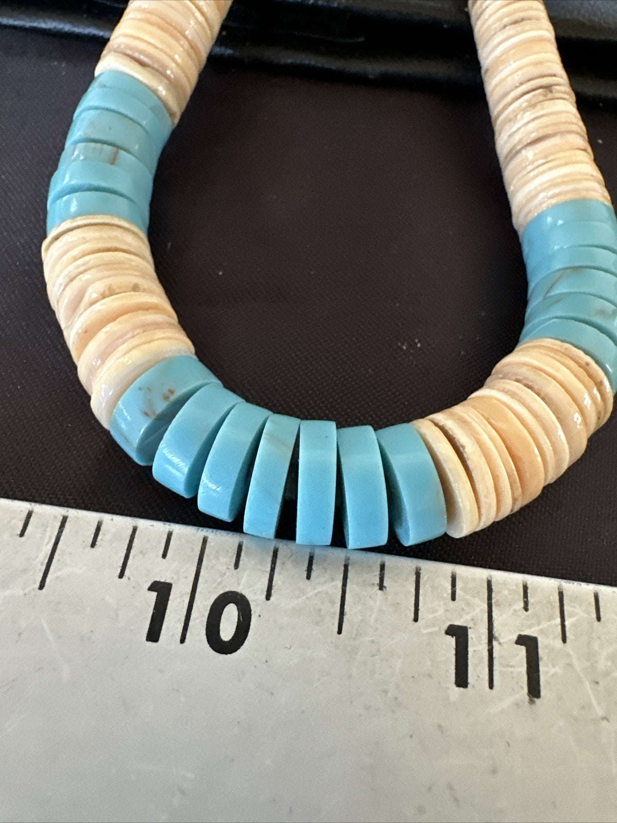 Native Santo Domingo Beige Shell Blue Turquoise 24” Necklace 17764