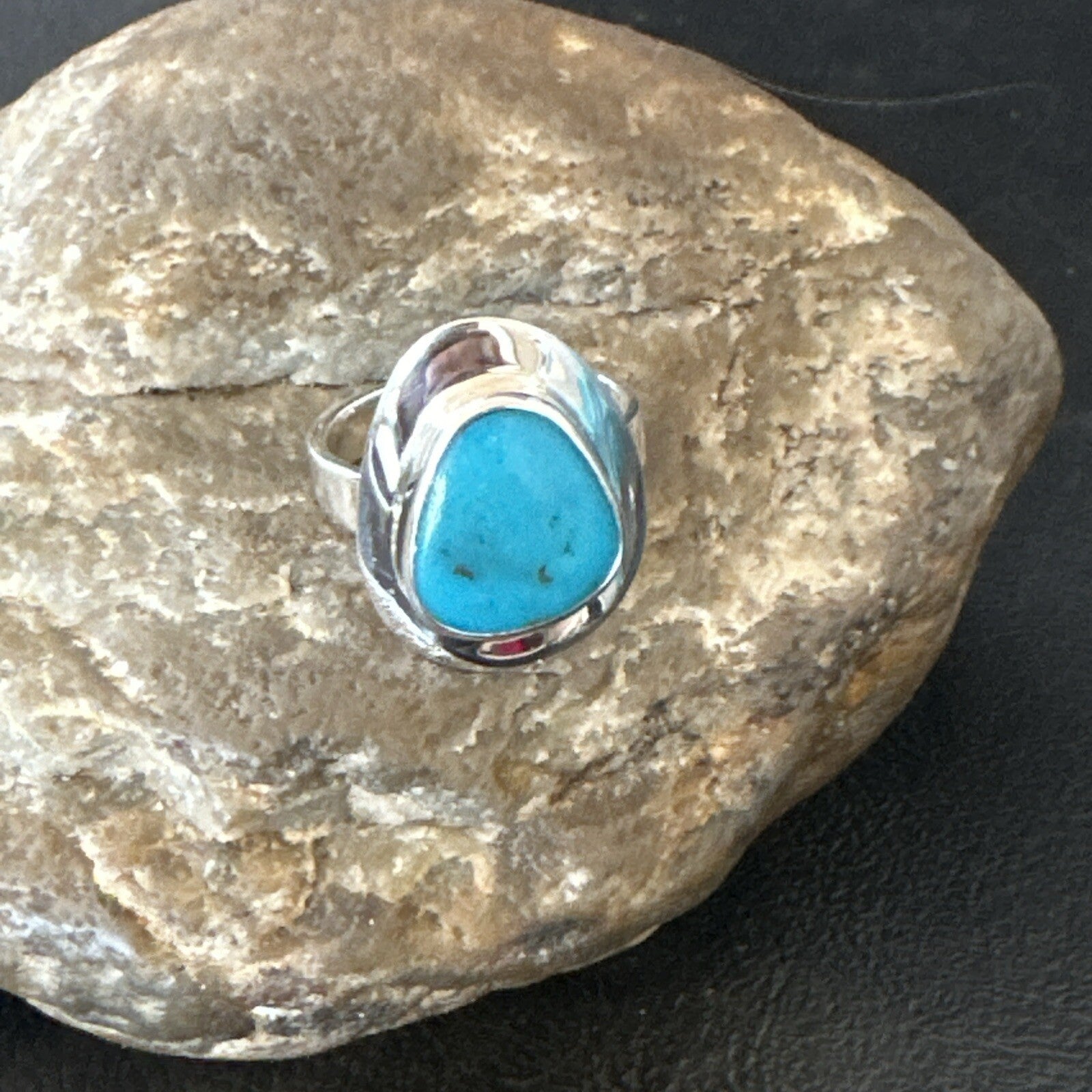 Southwestern Sterling Silver Blue Kingman Turquoise Ring Size 7 18505