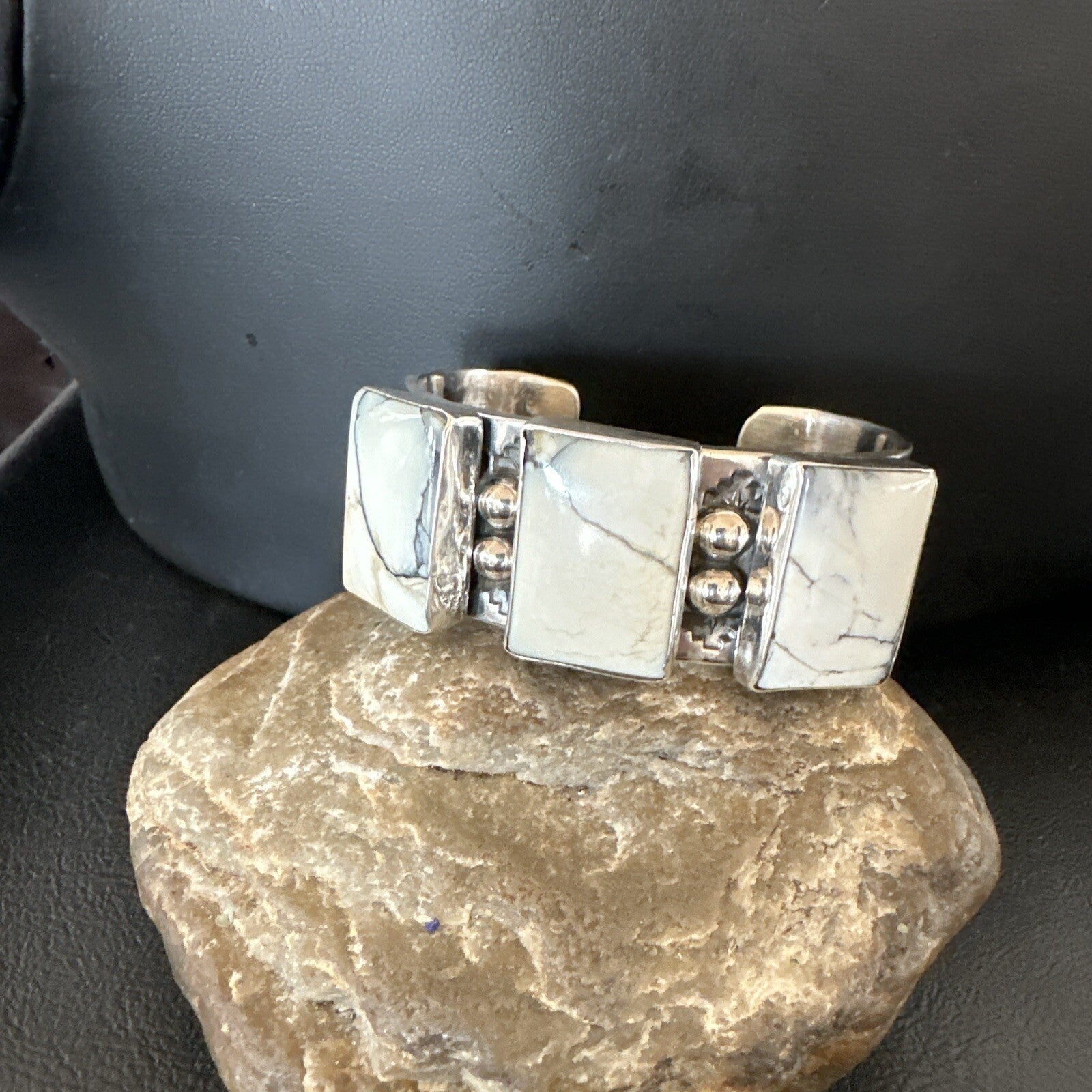 Mens Womens White Buffalo Turquoise Navajo Sterling Silver Cuff Bracelet 17946