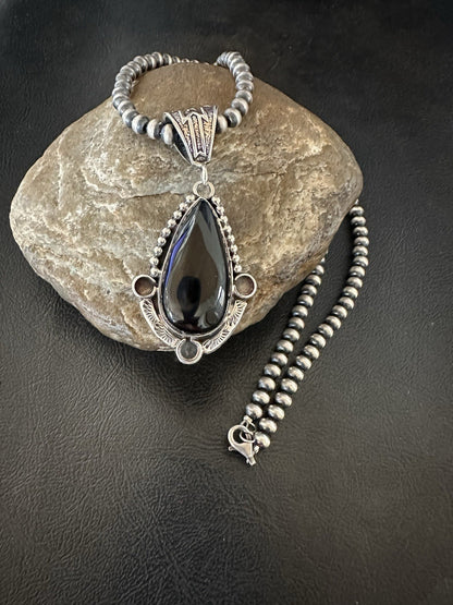 Black Onyx Pendant Navajo Pearls Sterling Silver Necklace 19385