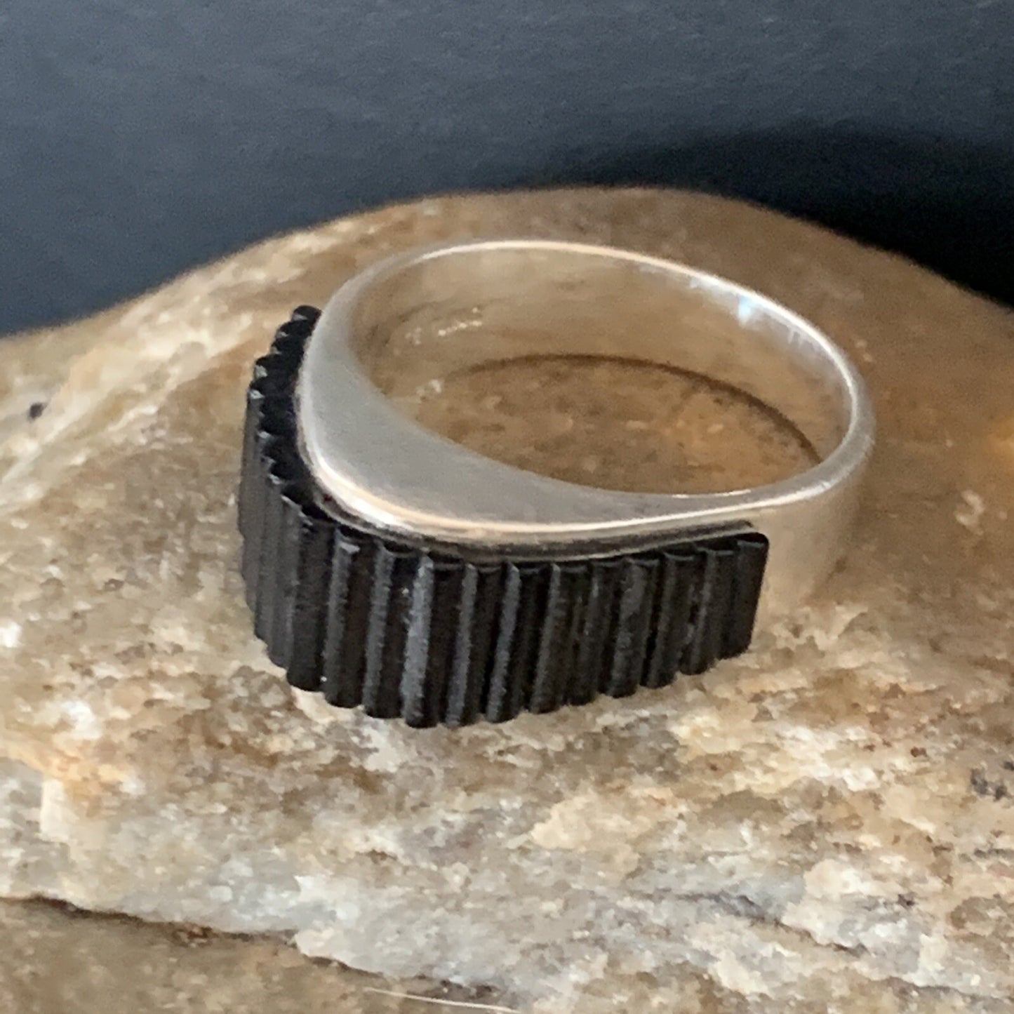 Black Onyx Indian Navajo Sterling Silver Band Inlay Ring Size 8 18802