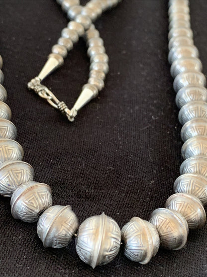 Hand Stamped Bench Navajo Pearls Graduated Sterling Silver Bead Necklace 36”
