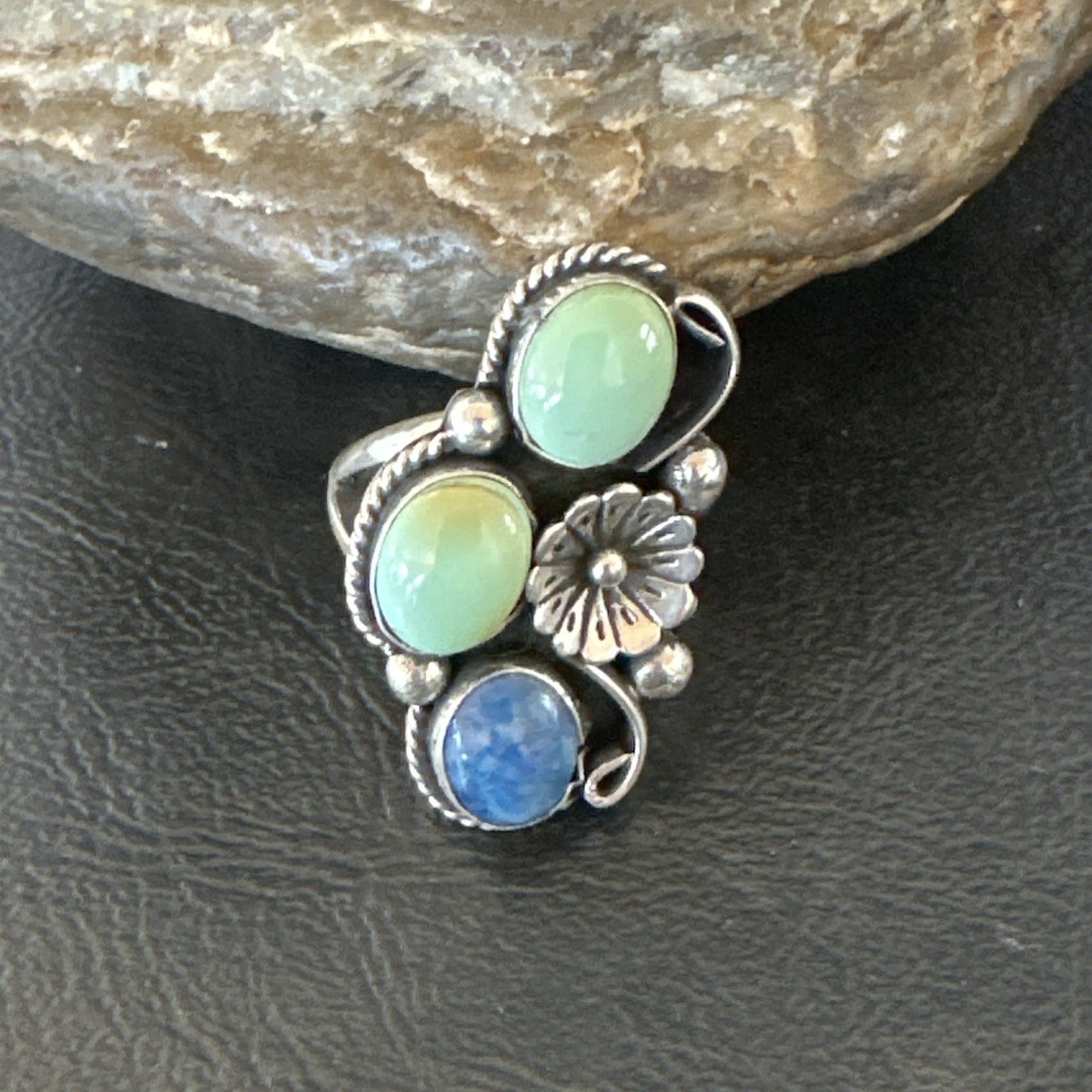 Yazzie Ring Green Turquoise Lapis Navajo Sterling Silver Cluster Size 8 19224
