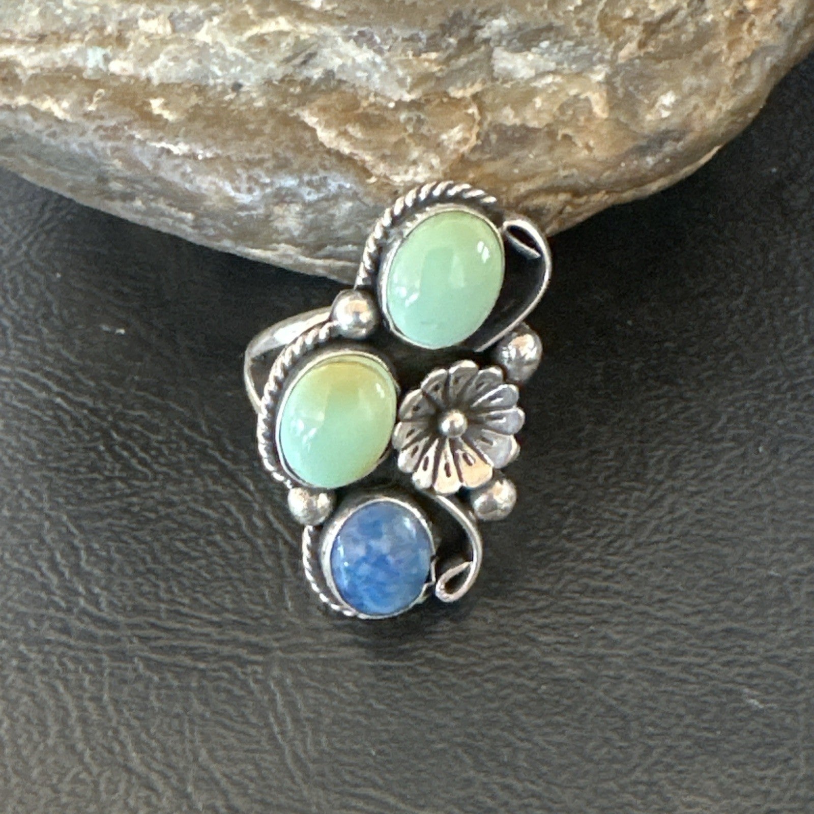 Yazzie Ring Green Turquoise Lapis Navajo Sterling Silver Cluster Size 8 19224