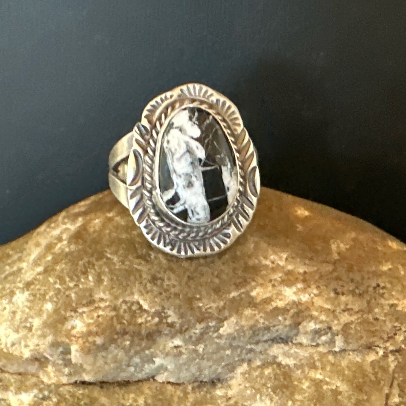 Mens Womens White Buffalo Turquoise Navajo Sterling Silver Ring Size 9 18587