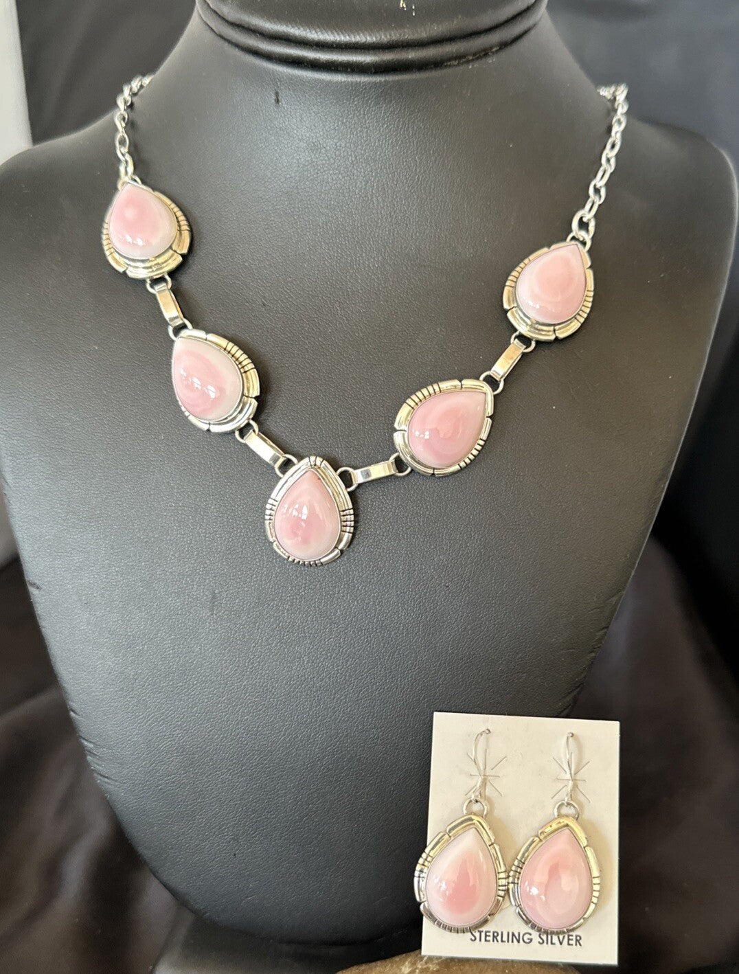 Navajo Pink Conch Choker Lariat Necklace Pendant Earrings 19” 18637