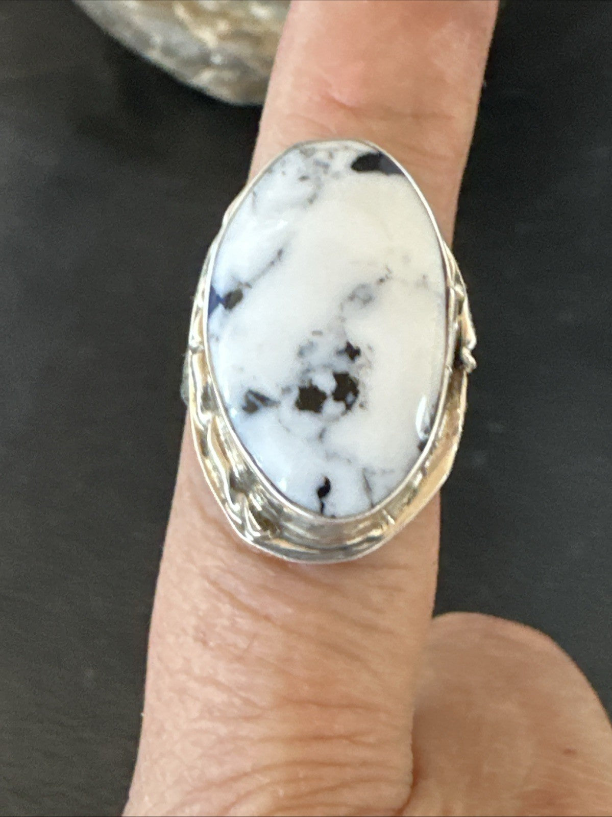 Black White Buffalo Turquoise Navajo Sterling Silver Ring Size 7.5 19805