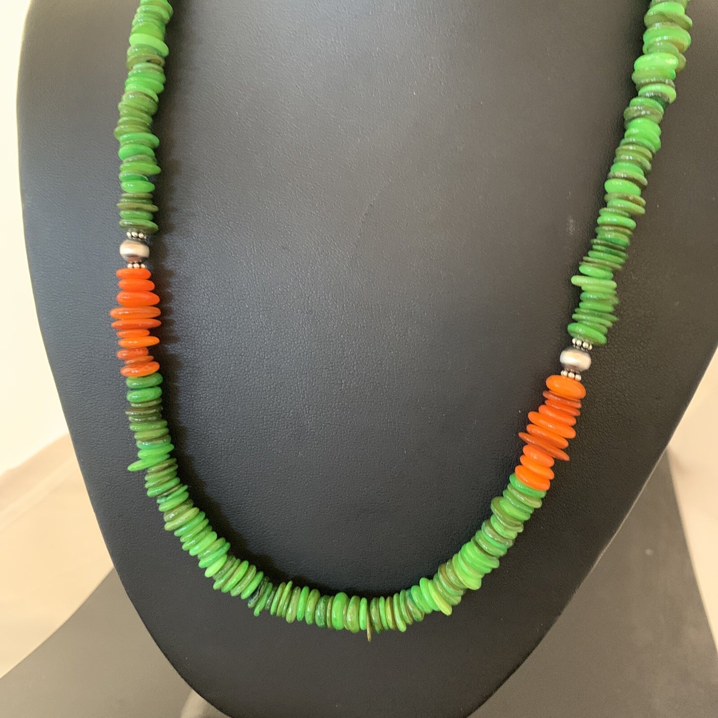 Orange Green Mother of Pearls Navajo Sterling Silver Beads Necklace 01054