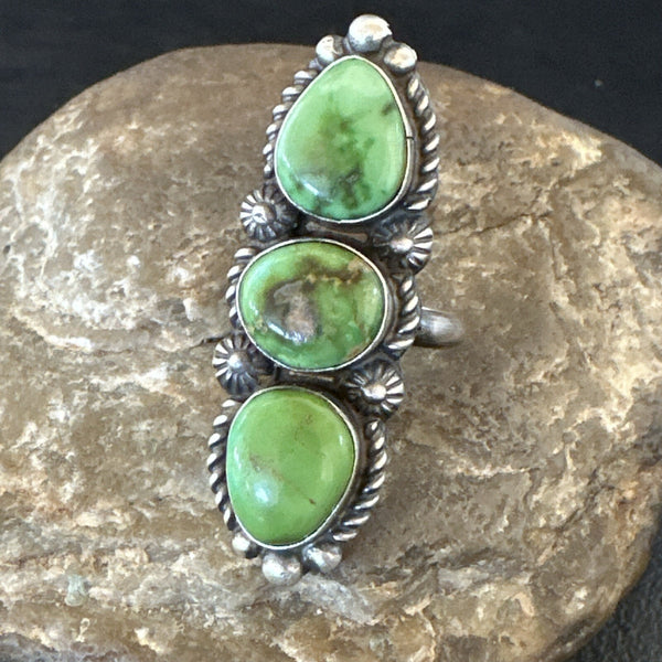 Navajo Cluster Green Sonoran Gold Turquoise Ring Sz 8 | Sterling Silver | Authentic Native American Handmade | 18599