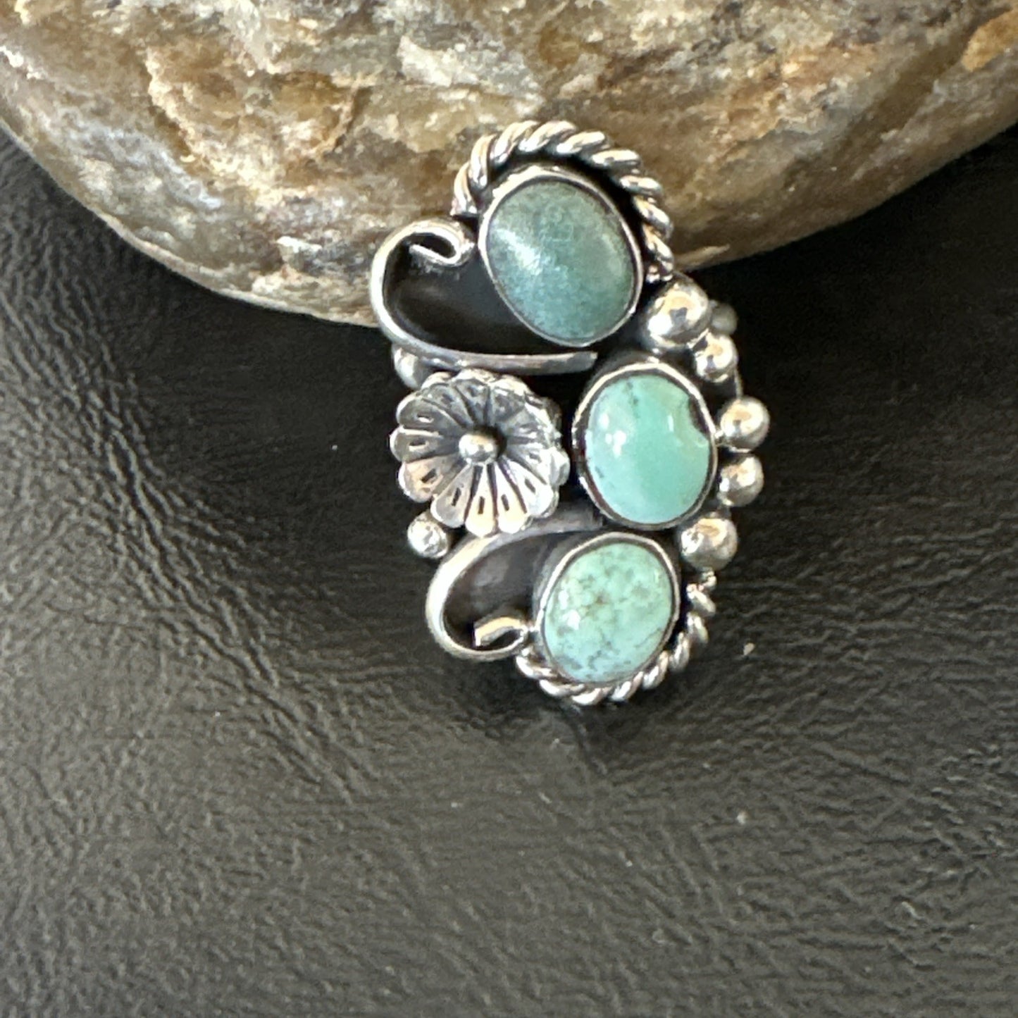 Yazzie Ring Green Turquoise Navajo Sterling Silver Cluster Size 8.5 19233